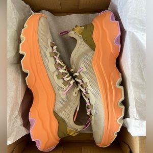 Brand New Sorel shoes